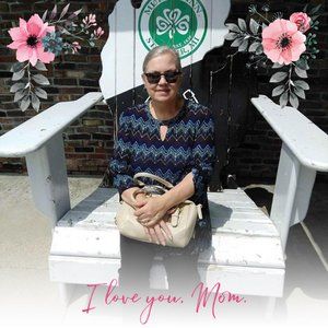 Meet your Posher, Chrissy